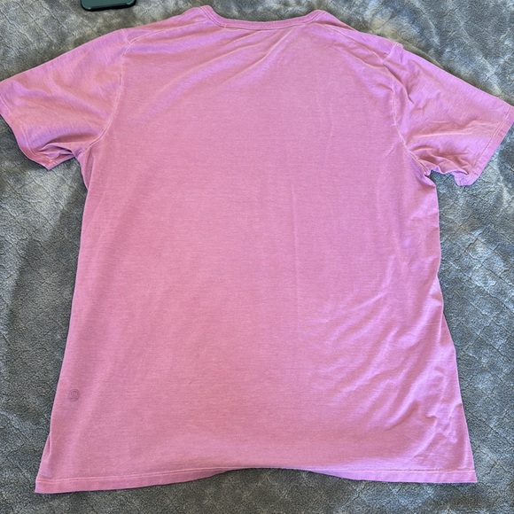 lululemon Fundamental T-Shirt
Breeze Dye Vintage Plum - Picture 4 of 5